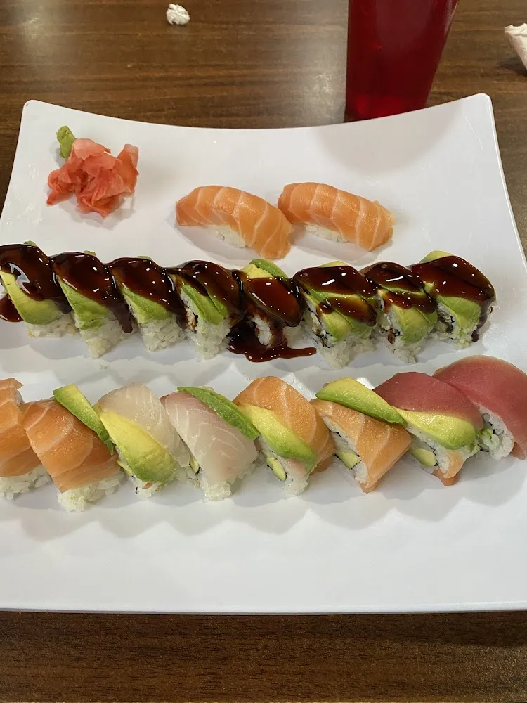 Dragon Roll and Rainbow Roll